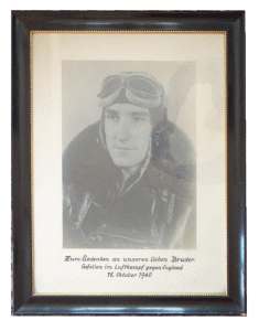 enlarge picture  - photo pilot German KIA