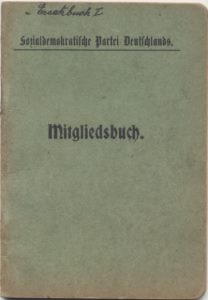 greres Bild - Mitgliedsbuch SPD    1924